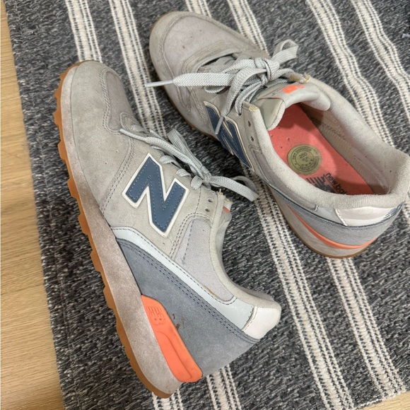 New Balance Women Shoes US Size 8 - Picture 4 of 6